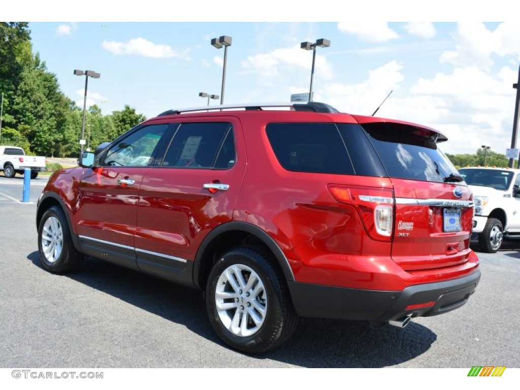 2015 Explorer XLT - Ruby Red / Charcoal Black photo #27