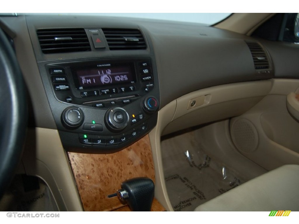 2004 Accord EX Sedan - Deep Green Pearl / Ivory photo #15