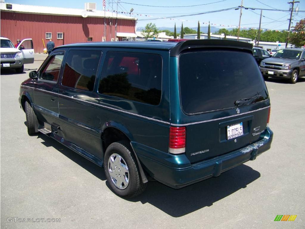 1995 Grand Voyager SE - Emerald Green Pearl / Gray photo #3
