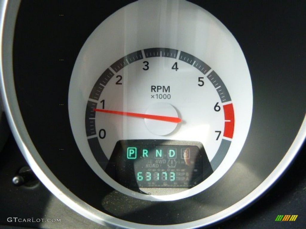 2008 Grand Caravan SXT - Light Sandstone Metallic / Dark Slate/Light Shale photo #19