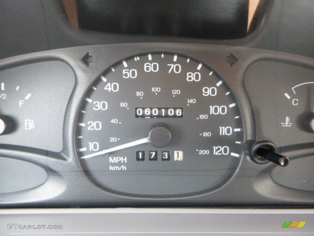 2001 Escort SE Sedan - Silver Frost Metallic / Medium Graphite photo #14
