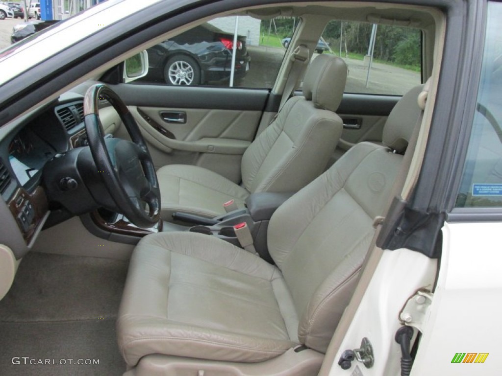 2003 Outback L.L. Bean Edition Wagon - White Frost Pearl / Beige photo #16