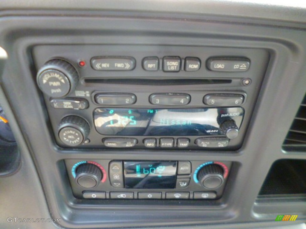 2004 Yukon XL 1500 SLT 4x4 - Silver Birch Metallic / Pewter/Dark Pewter photo #19