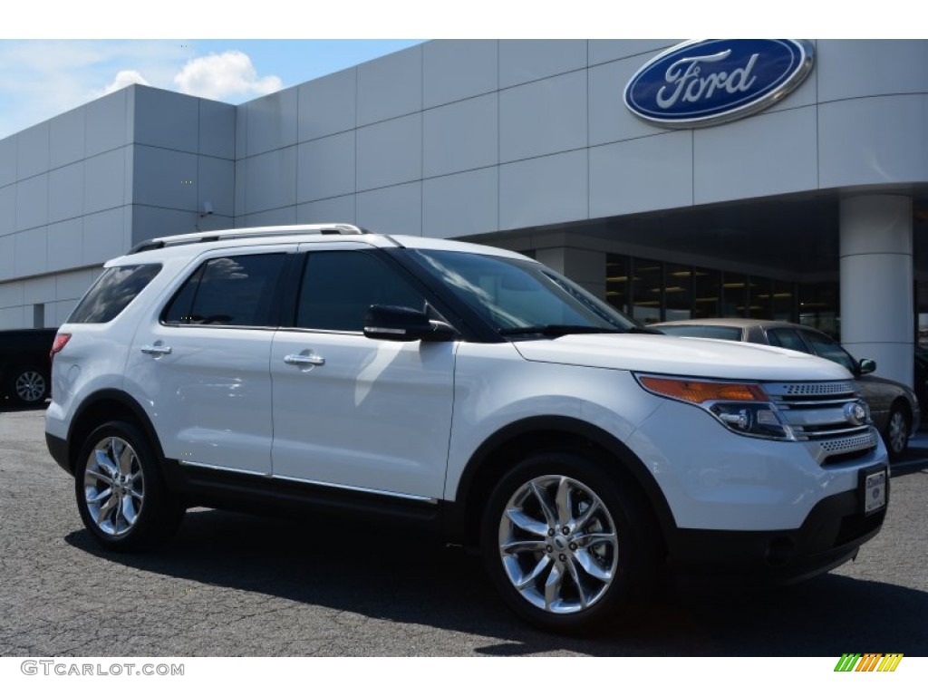 2015 Explorer XLT - Oxford White / Medium Light Stone photo #1