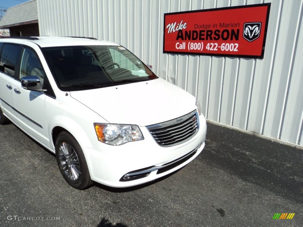 Bright White Chrysler Town & Country