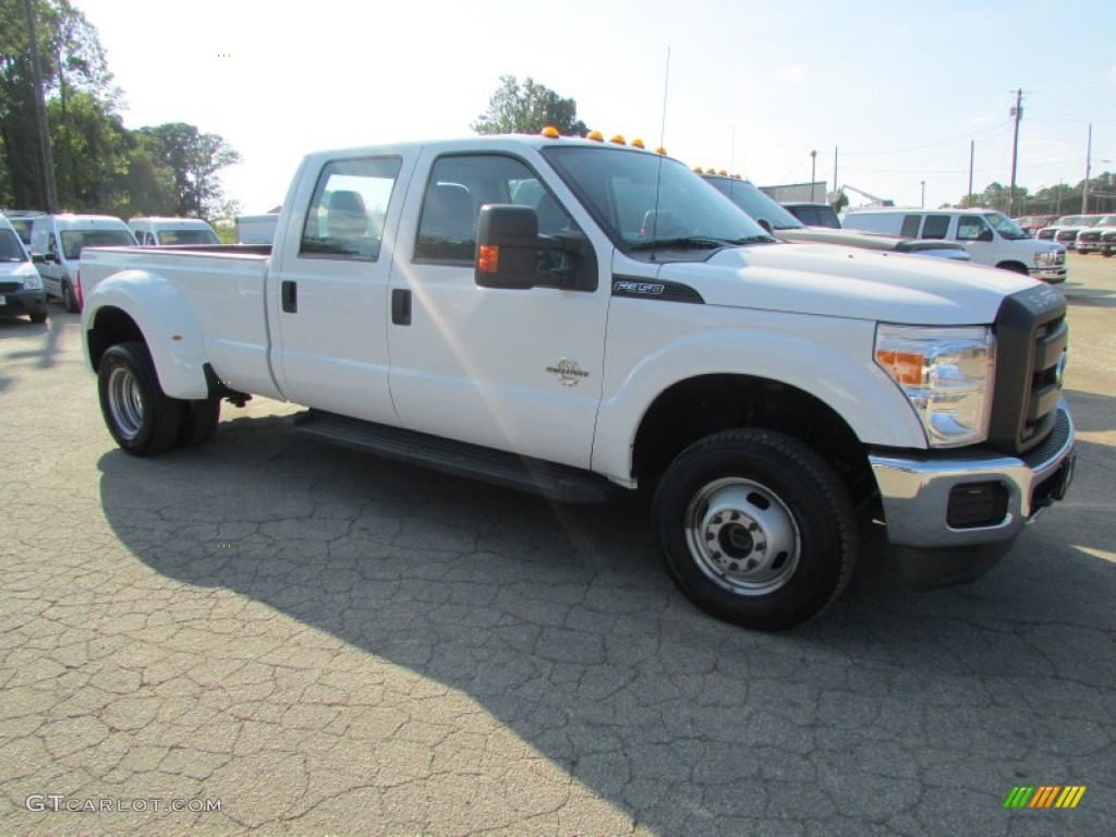 2012 F350 Super Duty XLT Crew Cab 4x4 Dually - Oxford White / Steel photo #5