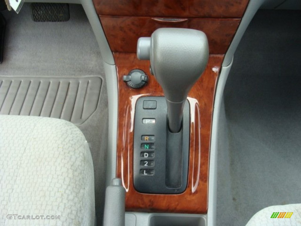 2004 Toyota Corolla LE 4 Speed Automatic Transmission Photo #96919398