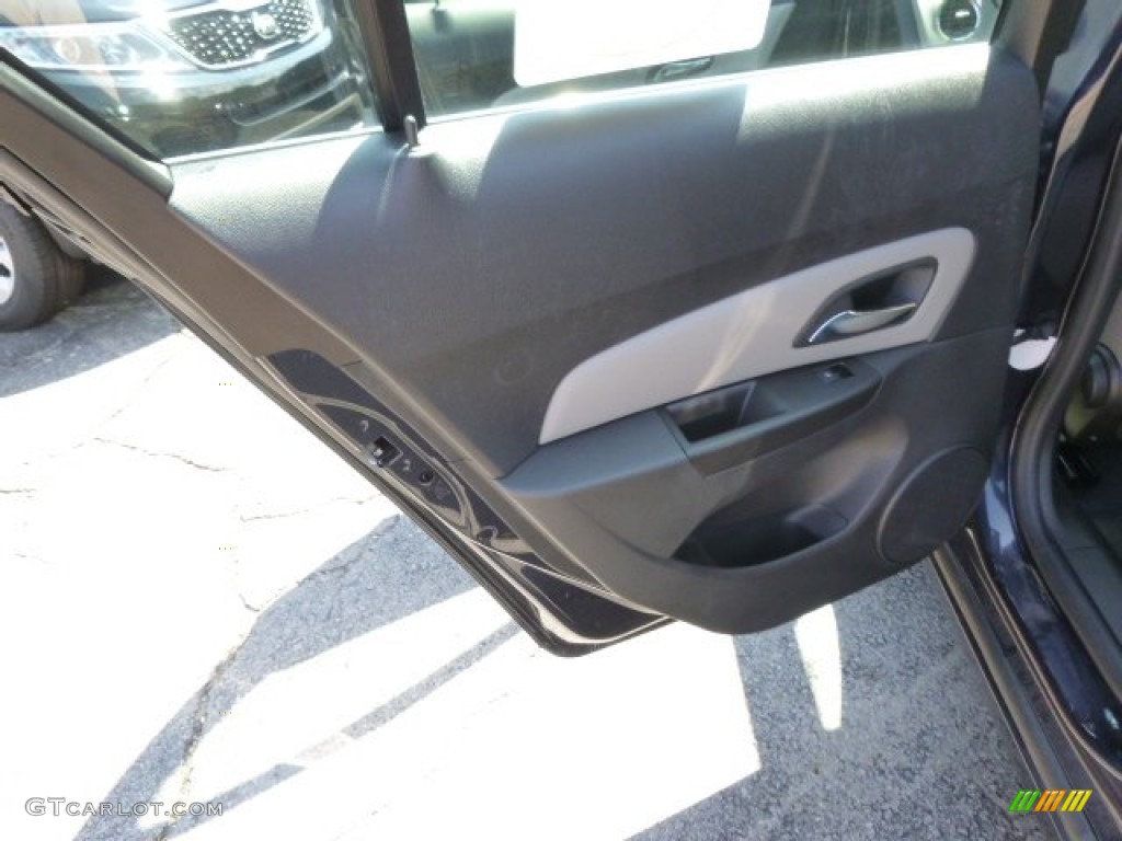 2014 Cruze LT - Atlantis Blue Metallic / Medium Titanium photo #13