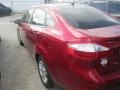Ruby Red - Fiesta SE Sedan Photo No. 9
