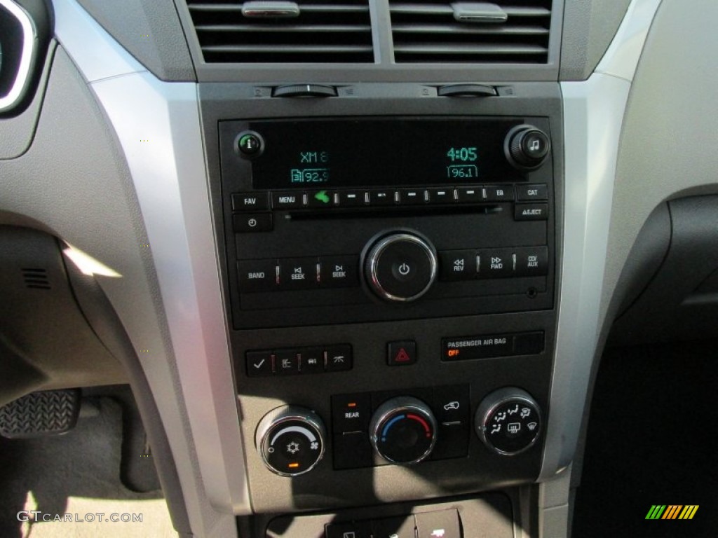 2010 Traverse LT AWD - Dark Blue Metallic / Ebony photo #18