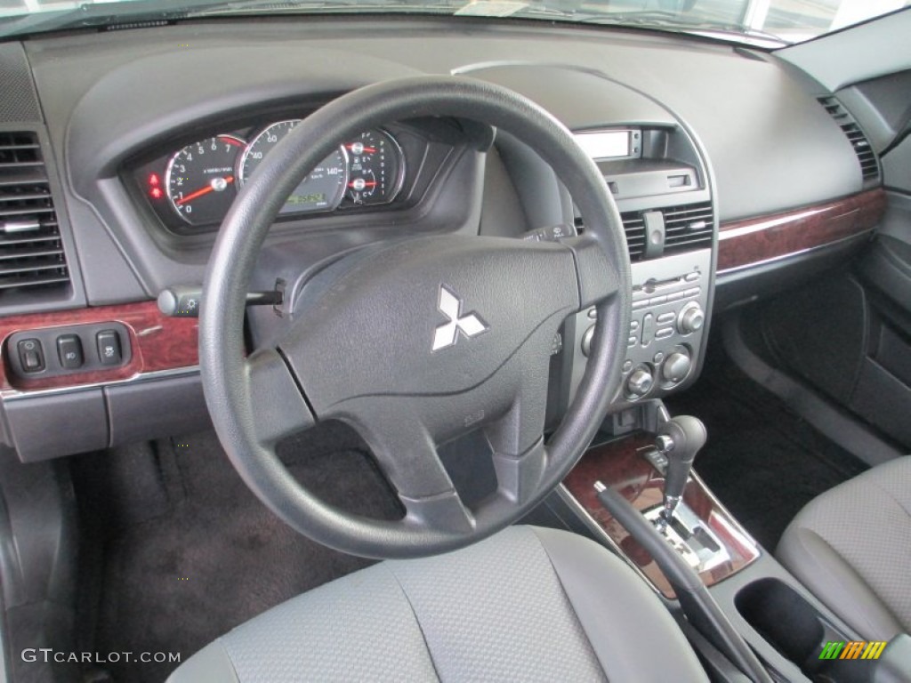 2011 Galant ES - Quick Silver / Medium Gray photo #12