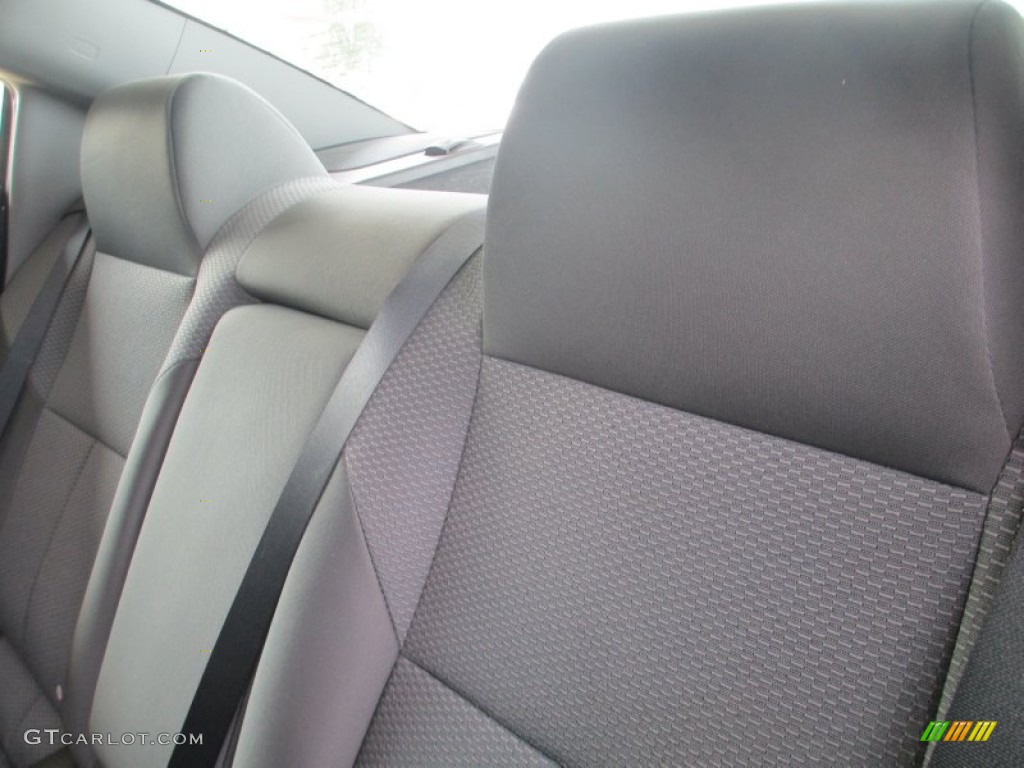 2011 Galant ES - Quick Silver / Medium Gray photo #23