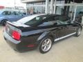 Black - Mustang V6 Premium Coupe Photo No. 7