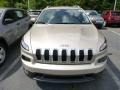 Cashmere Pearl - Cherokee Latitude 4x4 Photo No. 7