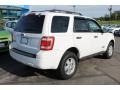 Oxford White - Escape XLT Photo No. 3