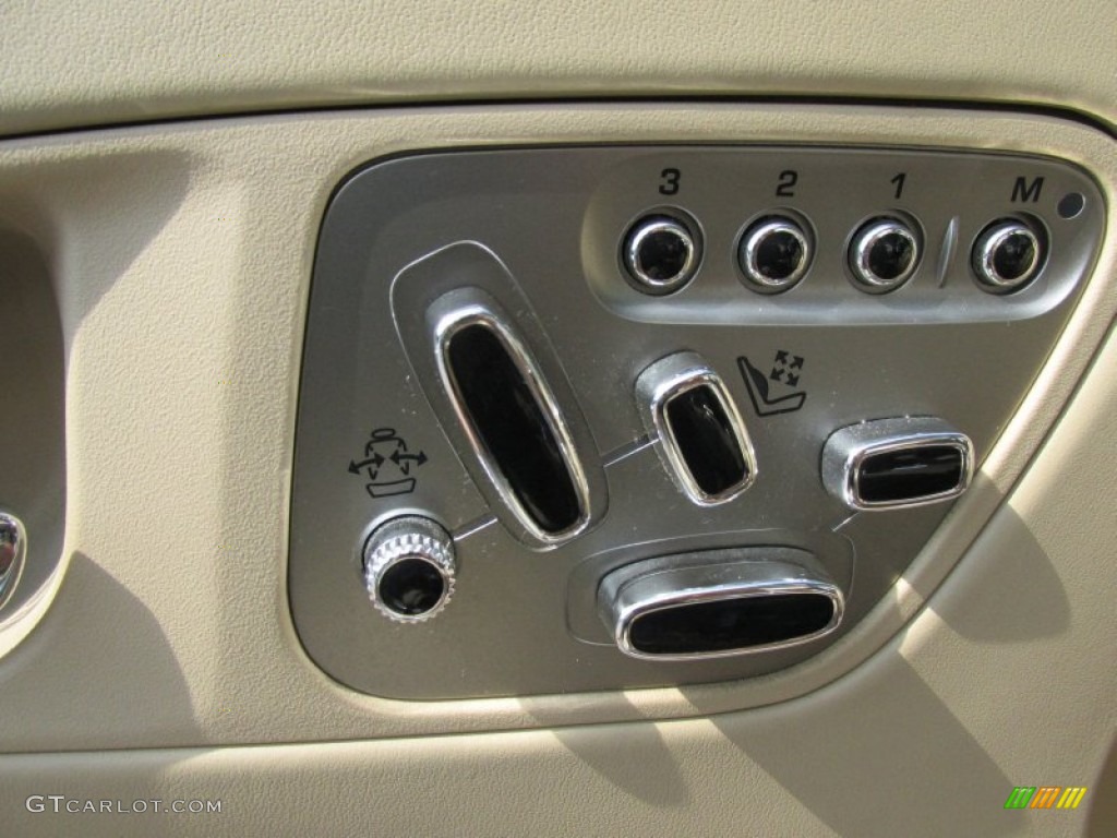 2011 Jaguar XK XK Convertible Controls Photos