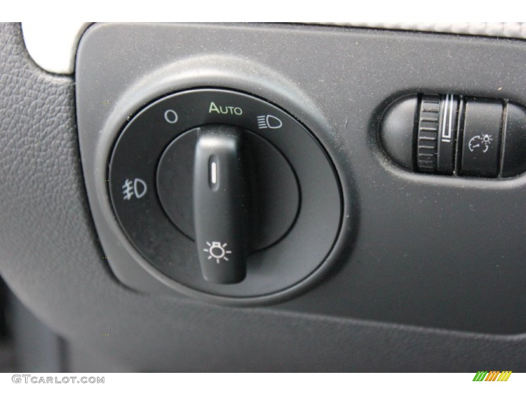 2008 R32  - United Grey Metallic / Anthracite photo #25