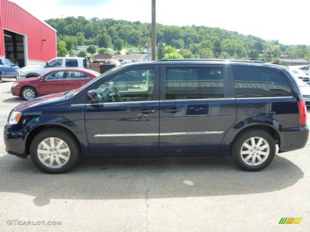 True Blue Pearl 2015 Chrysler Town & Country Touring Exterior Photo #96977316