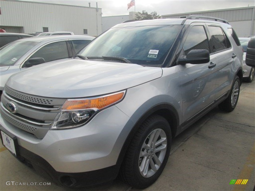 2015 Explorer FWD - Ingot Silver / Medium Light Stone photo #1