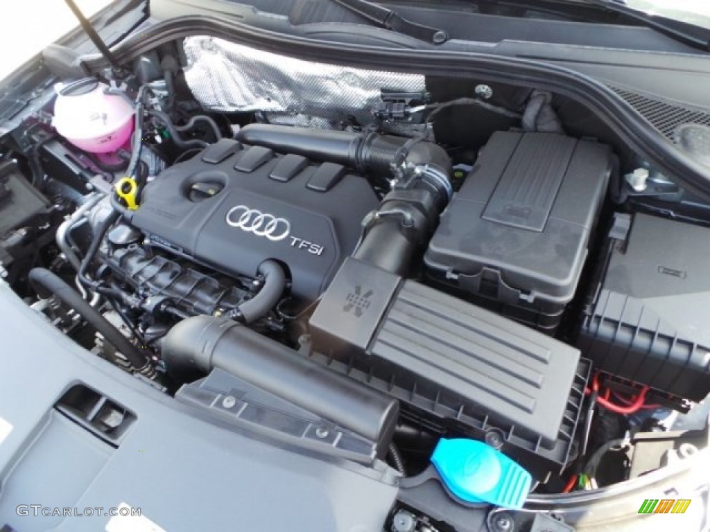 2015 Audi Q3 2.0 TFSI Premium Plus Engine Photos