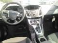 Tuxedo Black - Focus SE Sedan Photo No. 10