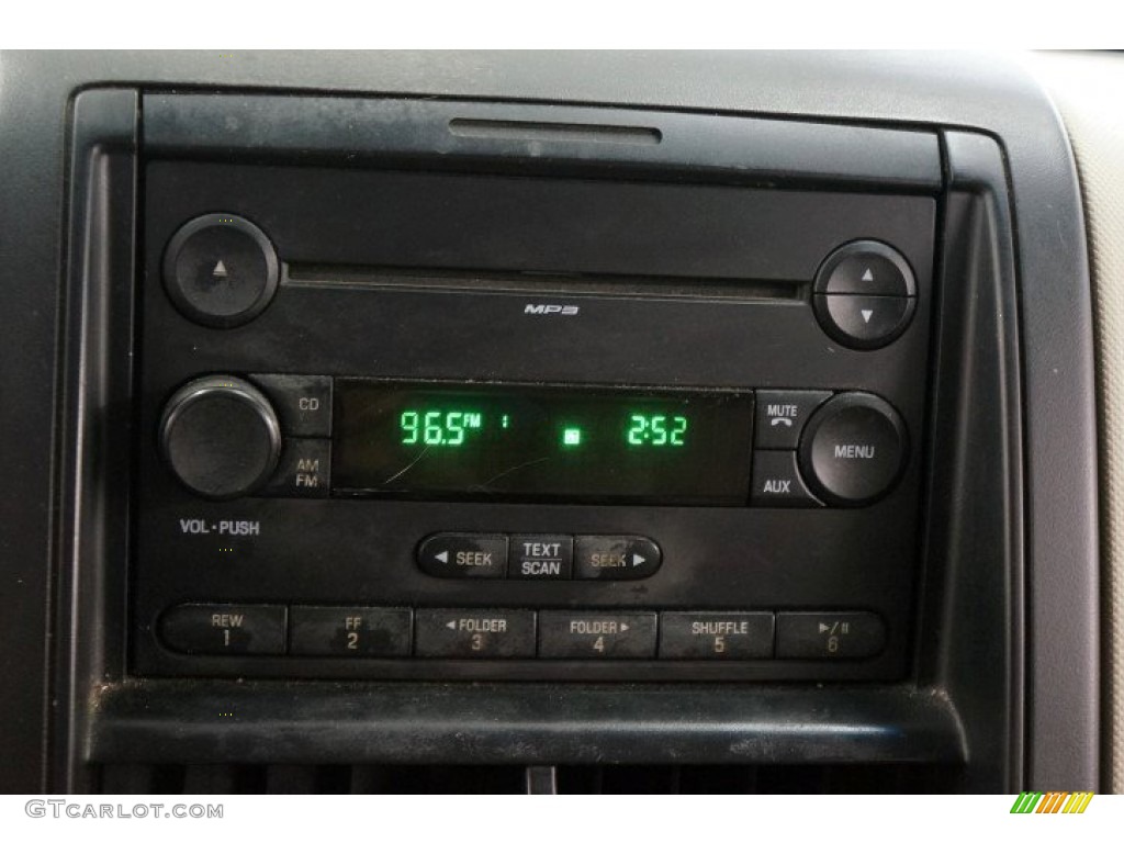 2006 Explorer XLS 4x4 - Silver Birch Metallic / Camel photo #27