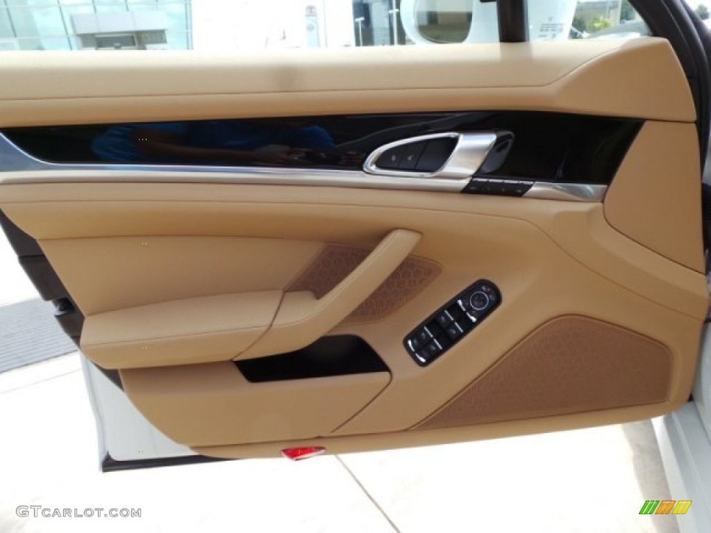 2015 Porsche Panamera S Luxor Beige Door Panel Photo #96989361
