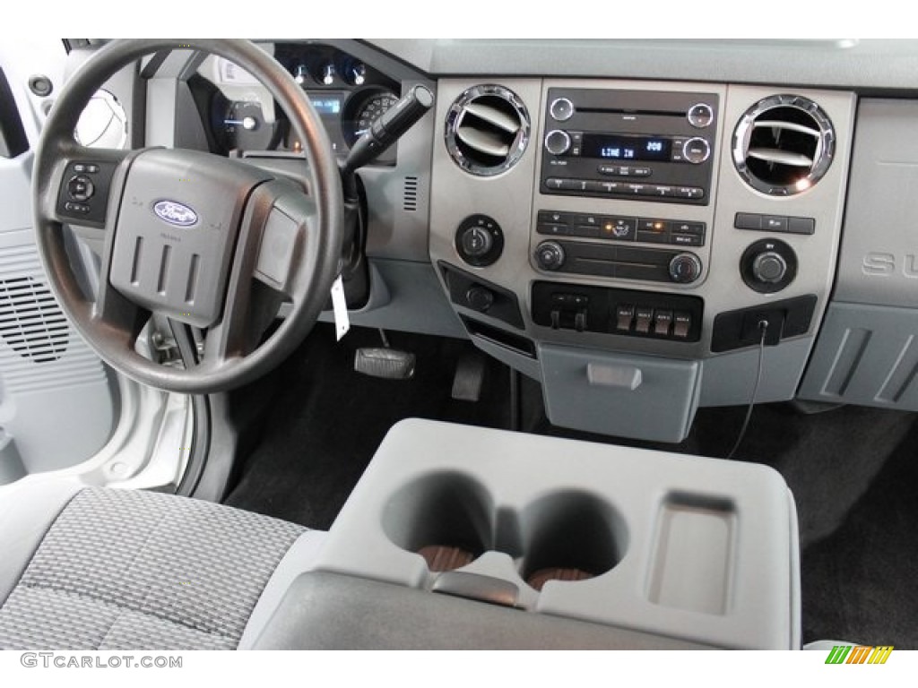 2011 F250 Super Duty XLT Crew Cab 4x4 - Ingot Silver Metallic / Steel Gray photo #29