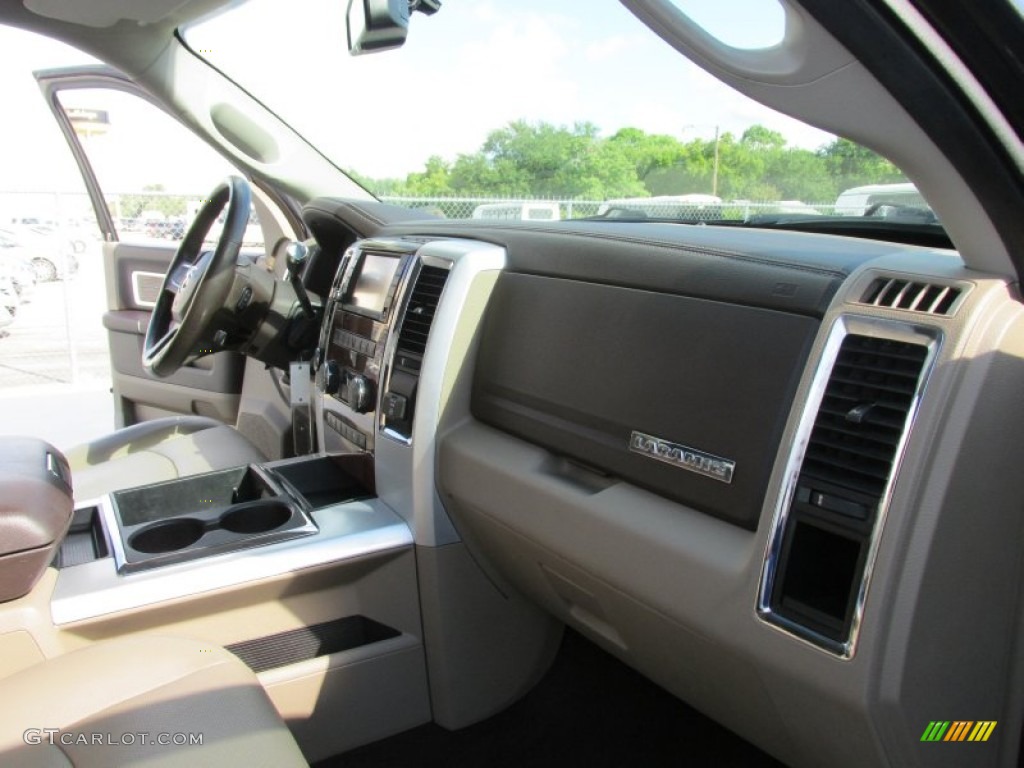 2010 Ram 2500 Laramie Crew Cab 4x4 - Rugged Brown Pearl / Light Pebble Beige/Bark Brown photo #33