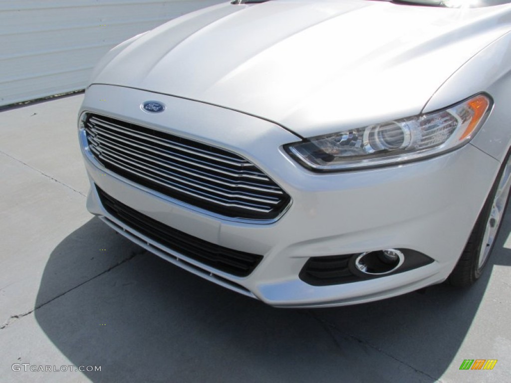 2015 Fusion SE - Ingot Silver Metallic / Charcoal Black photo #10