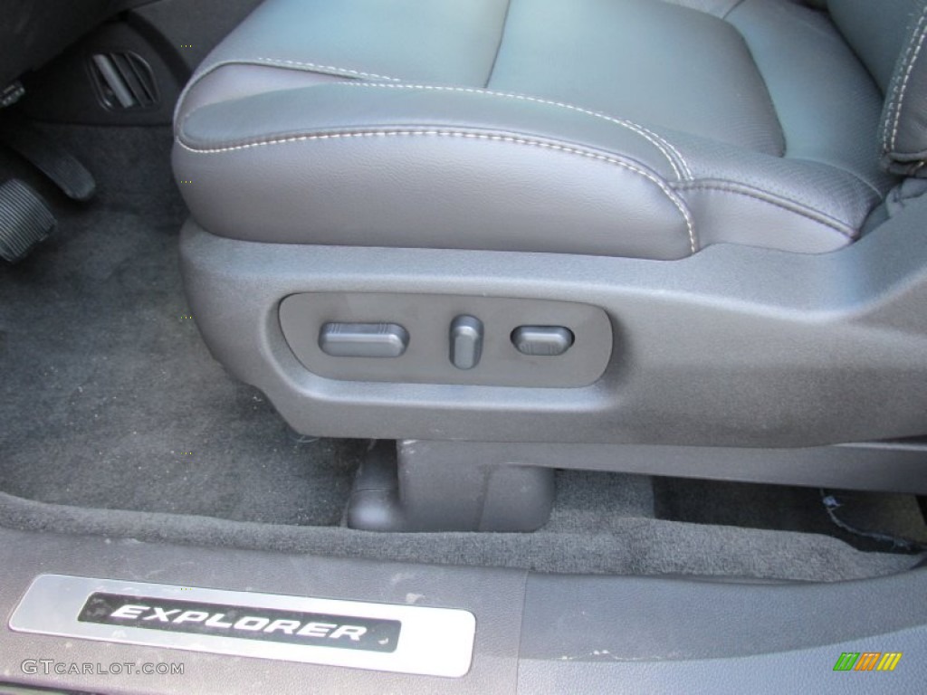 2015 Explorer Sport 4WD - Magnetic / Sport Charcoal Black photo #28
