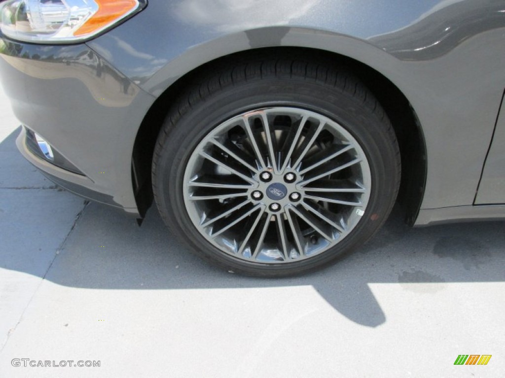 2015 Ford Fusion SE Wheel Photo #96996159