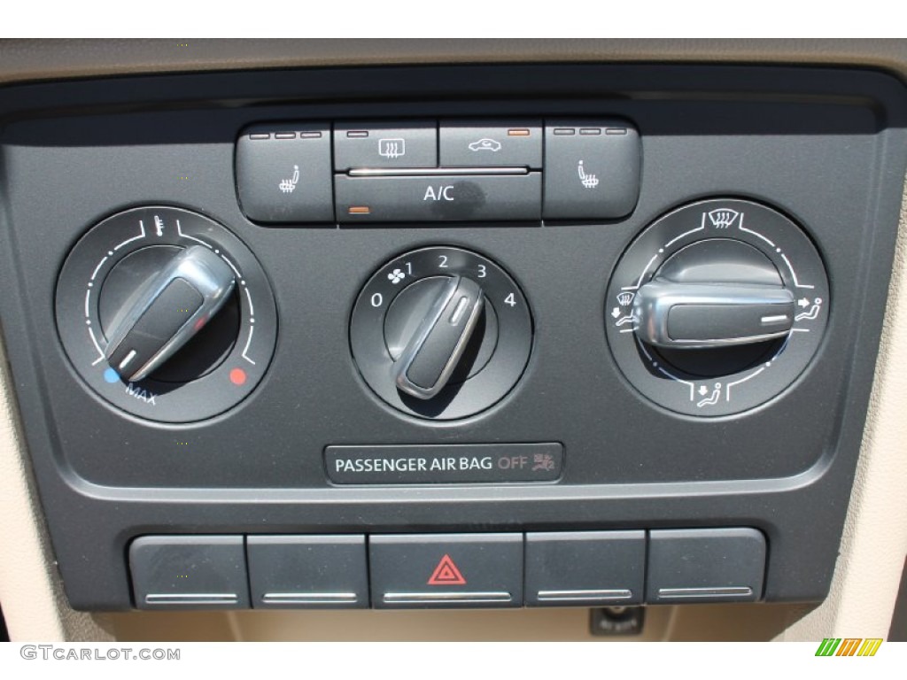 2014 Volkswagen Beetle R-Line Convertible Controls Photo #96998553