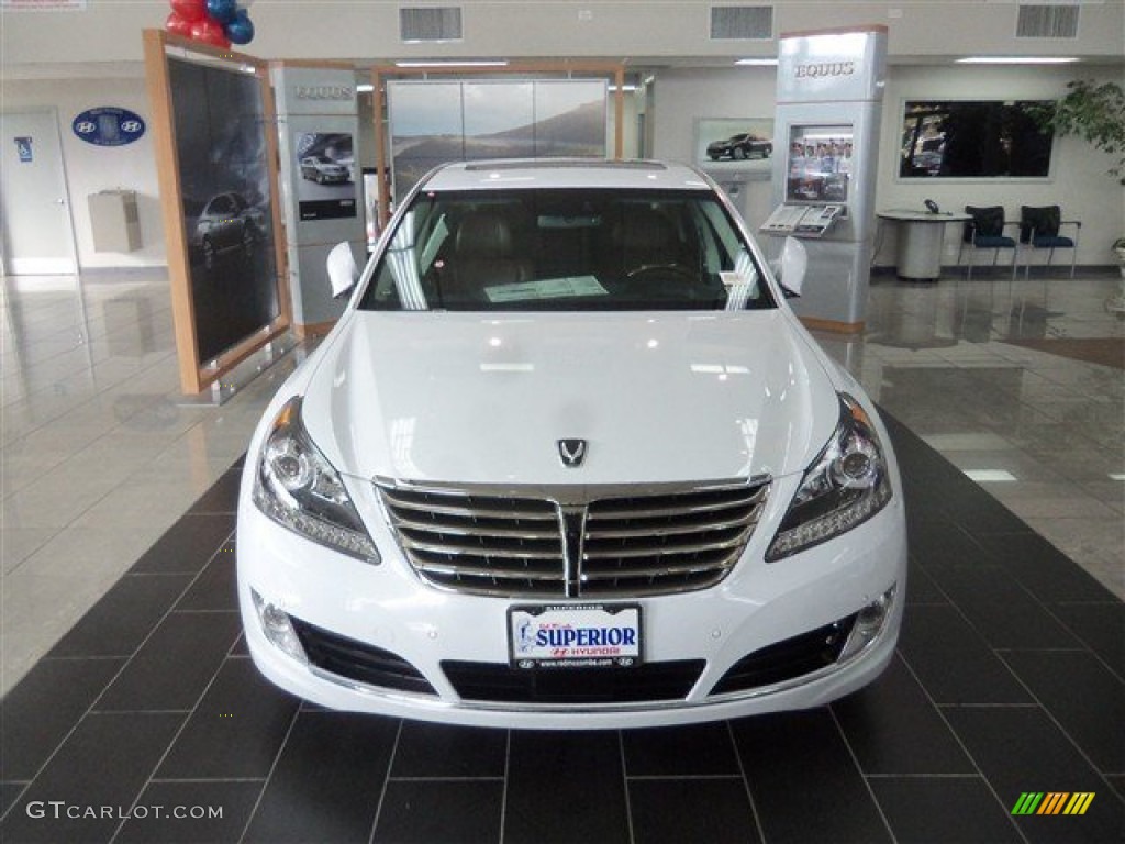 2015 Equus Signature - Casablanca White / Saddle photo #2