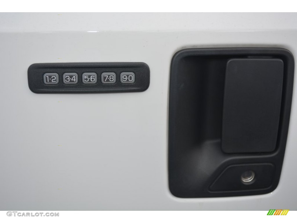 2014 F250 Super Duty XLT Crew Cab 4x4 - Oxford White / Adobe photo #15