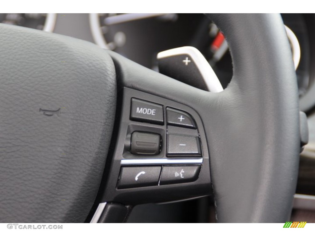 2014 BMW 5 Series 550i xDrive Sedan Controls Photos