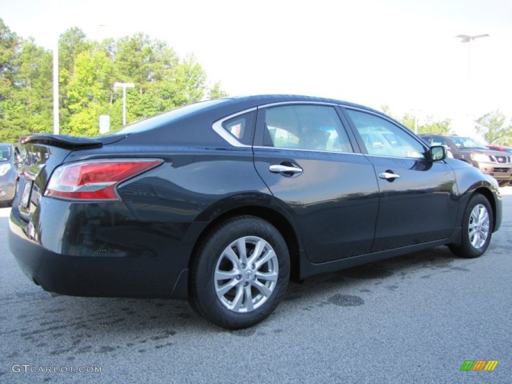 2015 Altima 2.5 S - Storm Blue / Beige photo #5