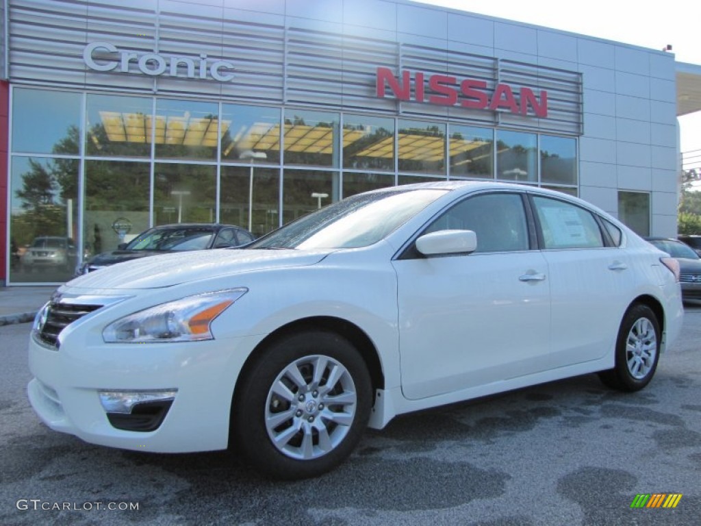 2015 Altima 2.5 S - Pearl White / Beige photo #1