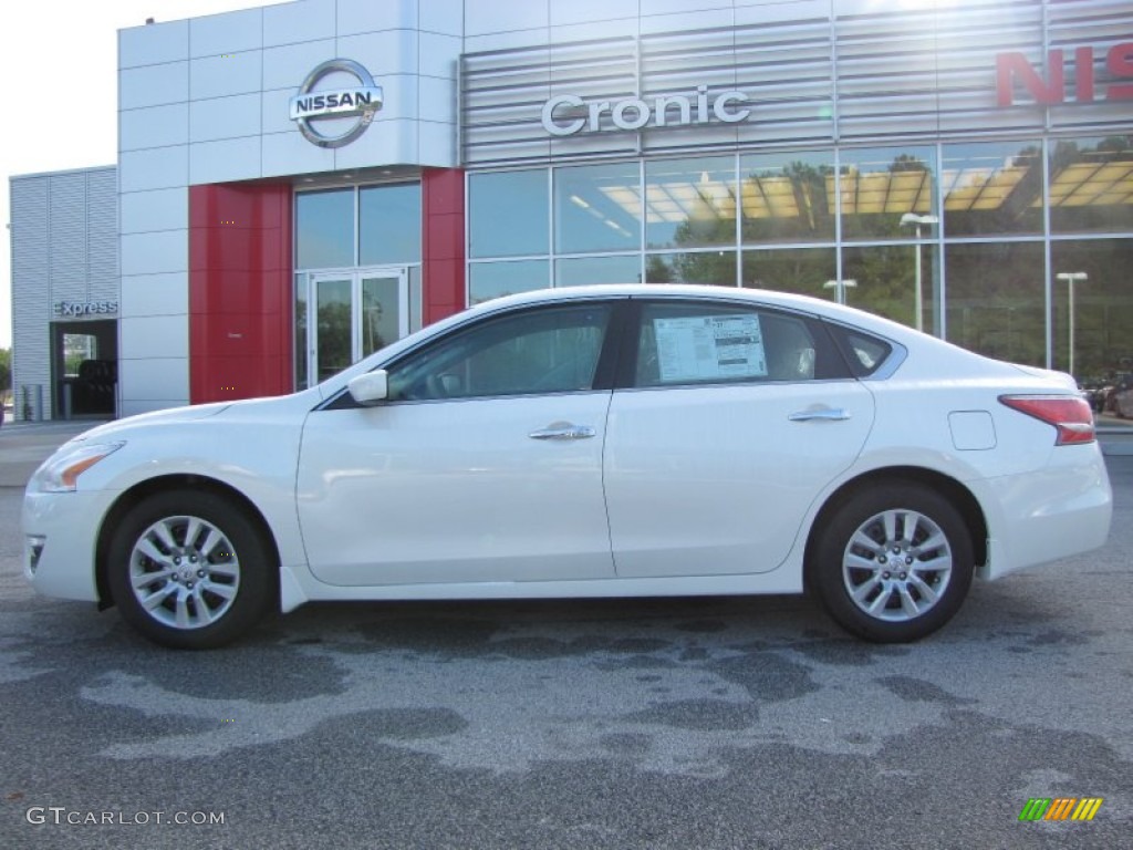 2015 Altima 2.5 S - Pearl White / Beige photo #2