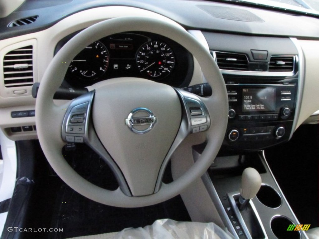 2015 Altima 2.5 S - Pearl White / Beige photo #10