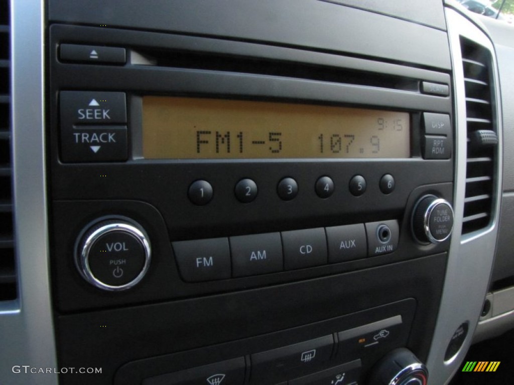 2015 Nissan Frontier S Crew Cab Audio System Photo #97013531