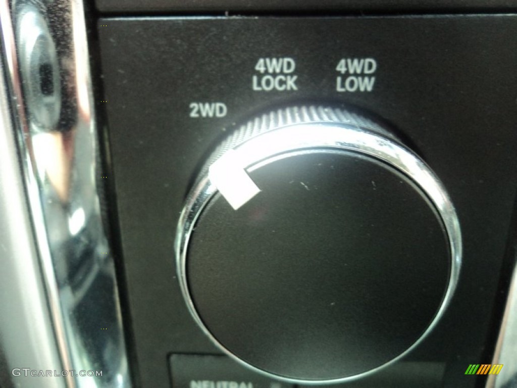 2012 Ram 2500 HD Laramie Crew Cab 4x4 - True Blue Pearl / Dark Slate photo #21