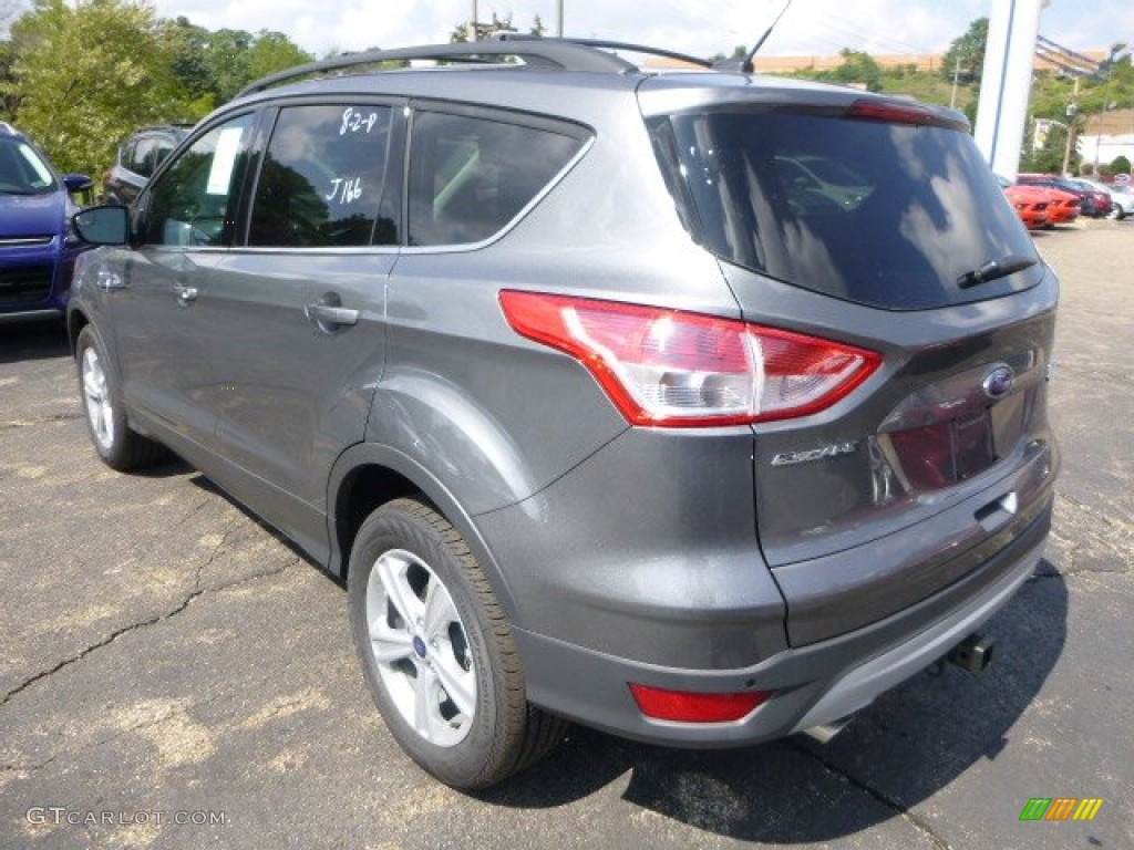 2014 Escape SE 2.0L EcoBoost 4WD - Sterling Gray / Charcoal Black photo #4