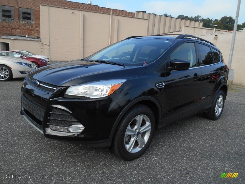 2013 Escape SE 1.6L EcoBoost 4WD - Tuxedo Black Metallic / Medium Light Stone photo #7