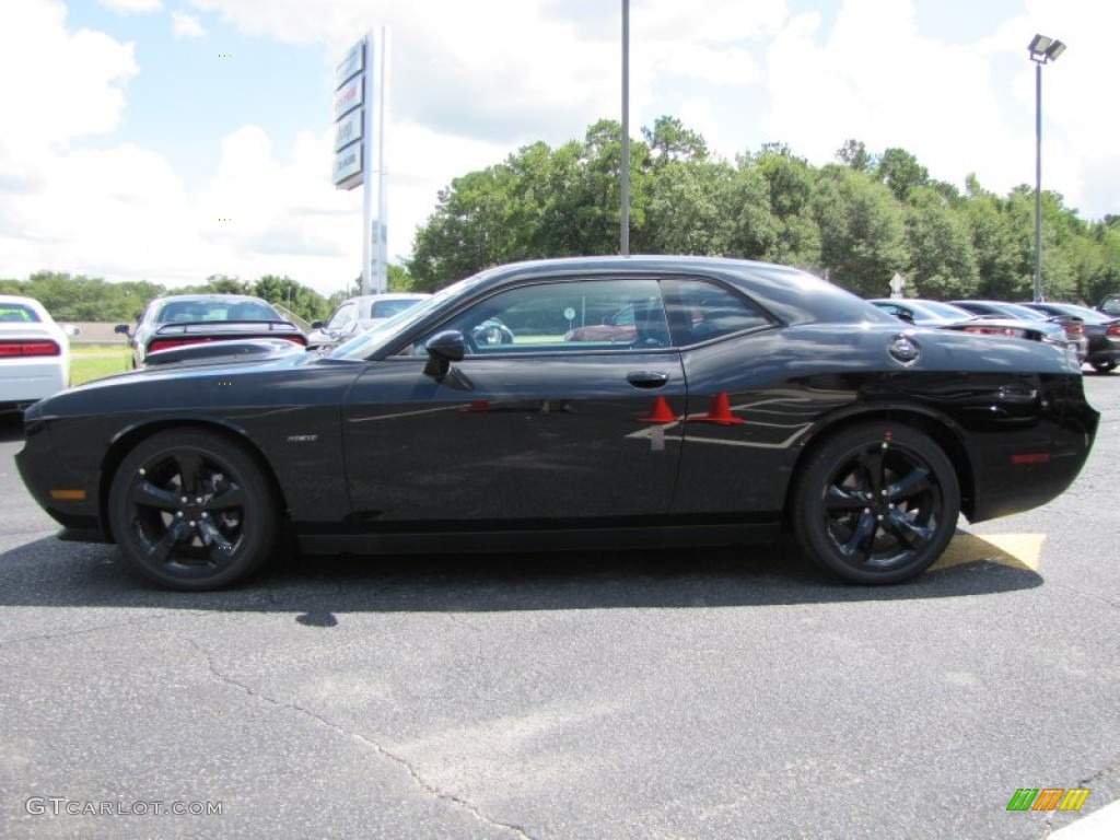 2014 Challenger R/T Blacktop - Black / Dark Slate Gray photo #4