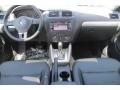 Tornado Red - Jetta SE Sedan Photo No. 24