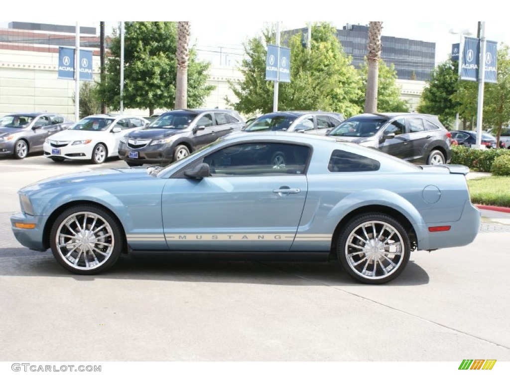 2007 Mustang V6 Premium Coupe - Windveil Blue Metallic / Medium Parchment photo #6