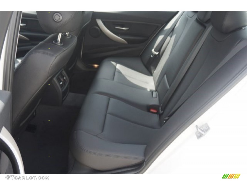 2015 3 Series 320i Sedan - Alpine White / Black photo #5