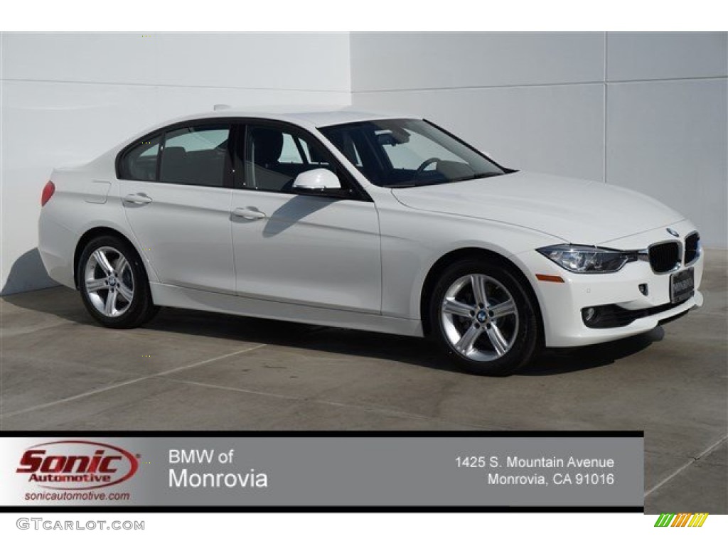 2015 3 Series 328i Sedan - Alpine White / Black photo #1