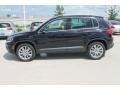 Deep Black Pearl - Tiguan SEL Photo No. 4